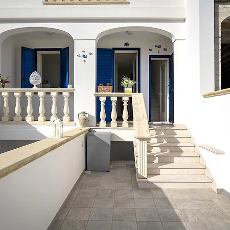 Apartment Dei Due Mari 100 Meters From Sea - Happy